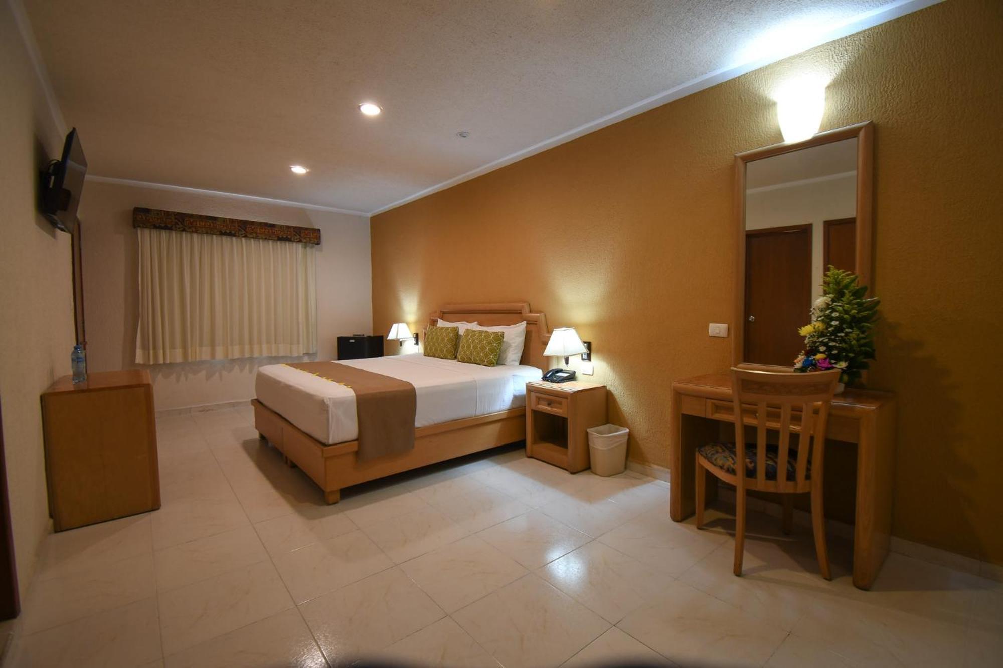 Tecnohotel Itzaes Mérida Eksteriør billede